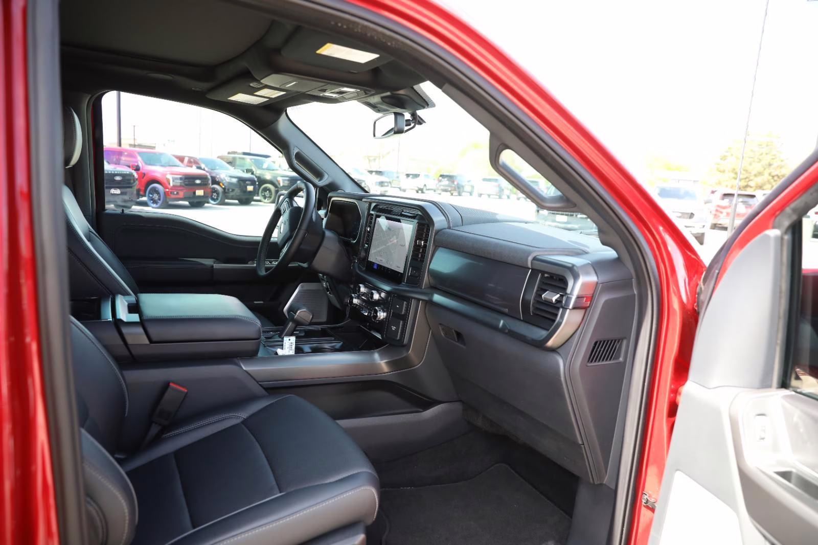 2025 Rapid Red Metallic Tinted Clearcoat Ford F-150 LARIAT 4X4 Truck