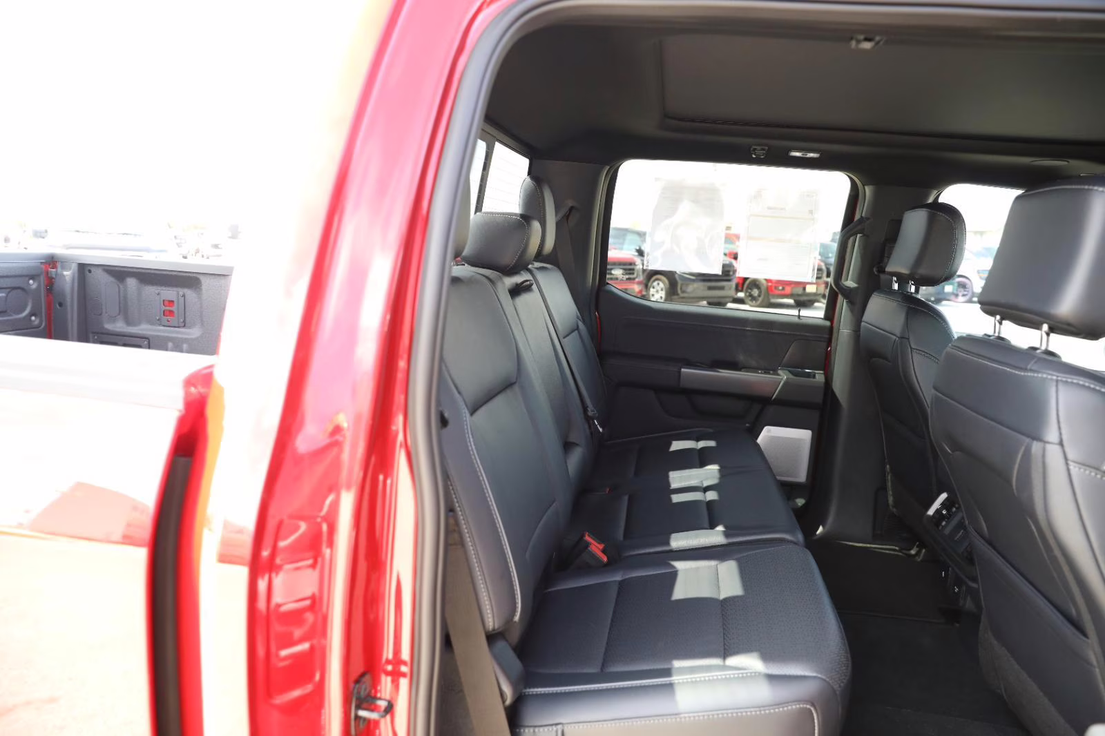2025 Rapid Red Metallic Tinted Clearcoat Ford F-150 LARIAT 4X4 Truck