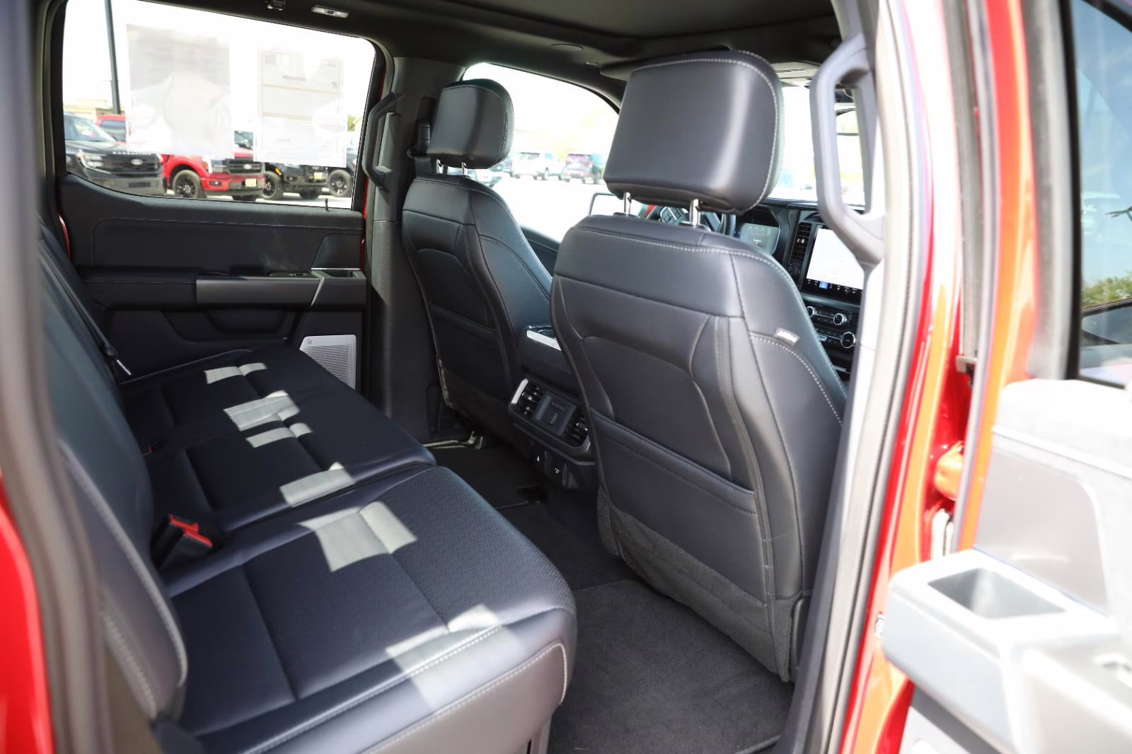 2025 Rapid Red Metallic Tinted Clearcoat Ford F-150 LARIAT 4X4 Truck