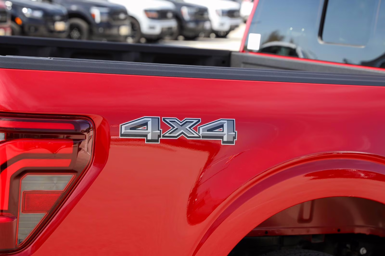 2025 Rapid Red Metallic Tinted Clearcoat Ford F-150 LARIAT 4X4 Truck