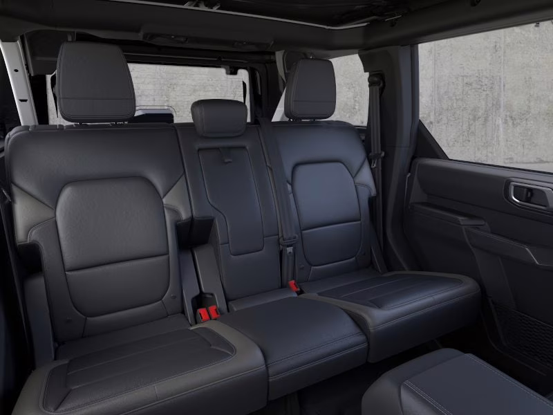 2026 Oxford White Ford Bronco Outer Banks 4X4 SUV