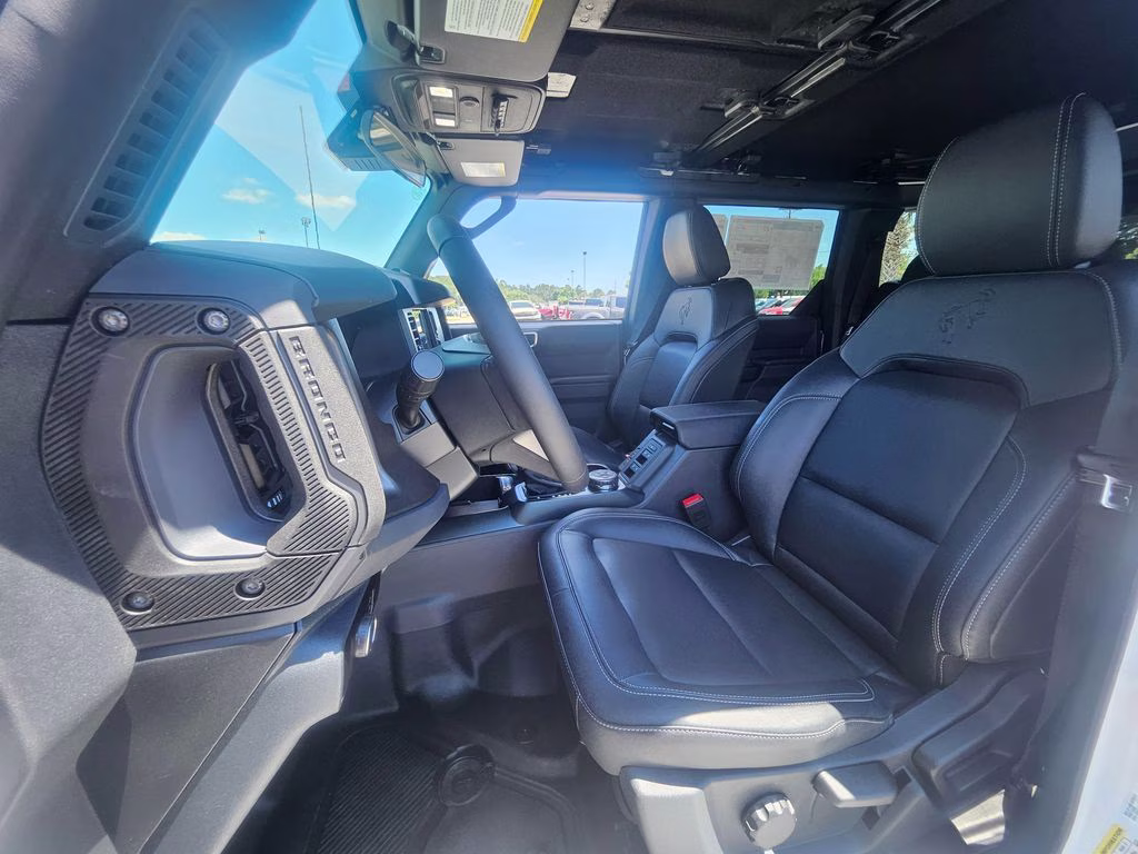 2026 Oxford White Ford Bronco Big Bend 4X4 SUV