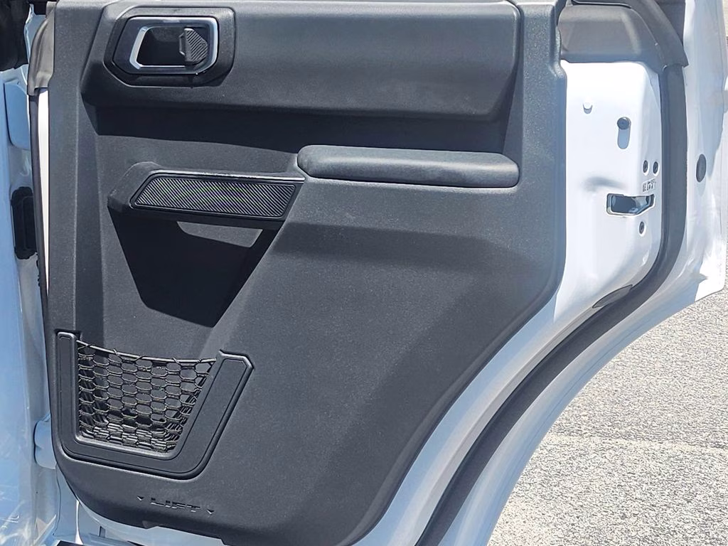 2026 Oxford White Ford Bronco Big Bend&reg; 4X4 SUV