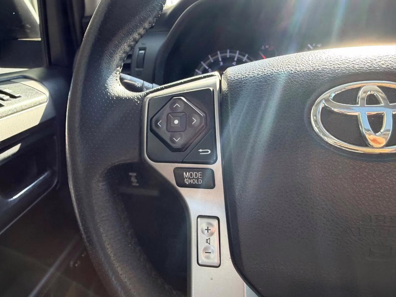 2018 Classic Silver Metallic Toyota 4Runner Limited 4X4 SUV