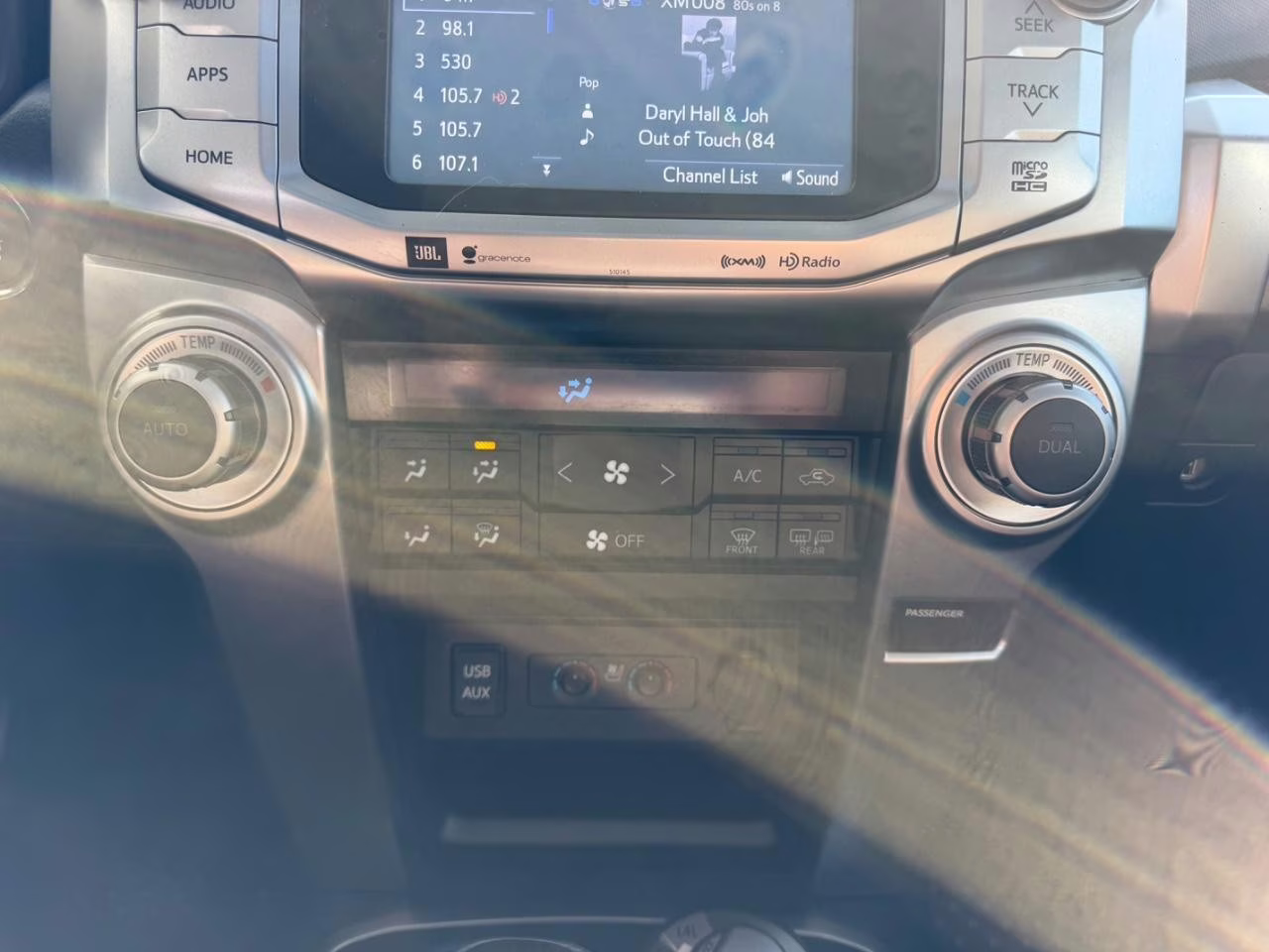 2018 Classic Silver Metallic Toyota 4Runner Limited 4X4 SUV
