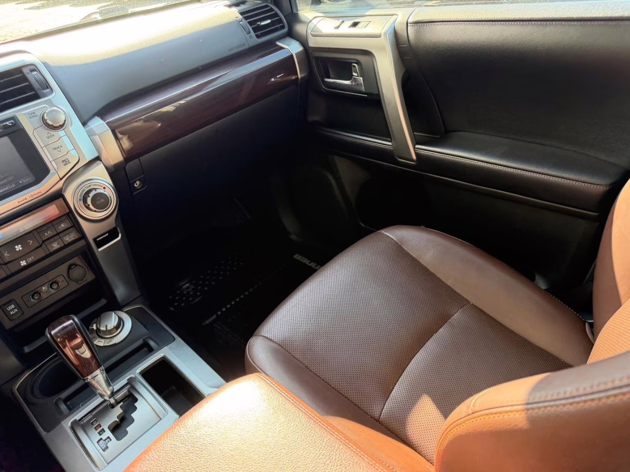 2018 Classic Silver Metallic Toyota 4Runner Limited 4X4 SUV