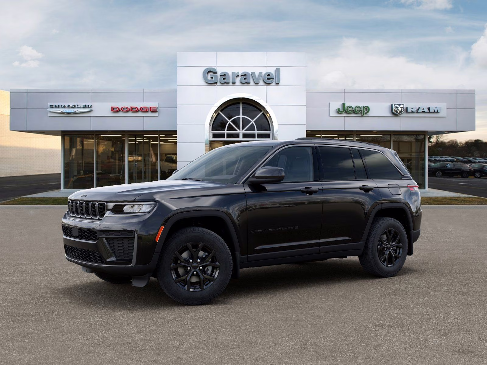 2026 Diamond Black Crystal Pearlcoat Jeep Grand Cherokee Laredo Altitude 4X4 SUV