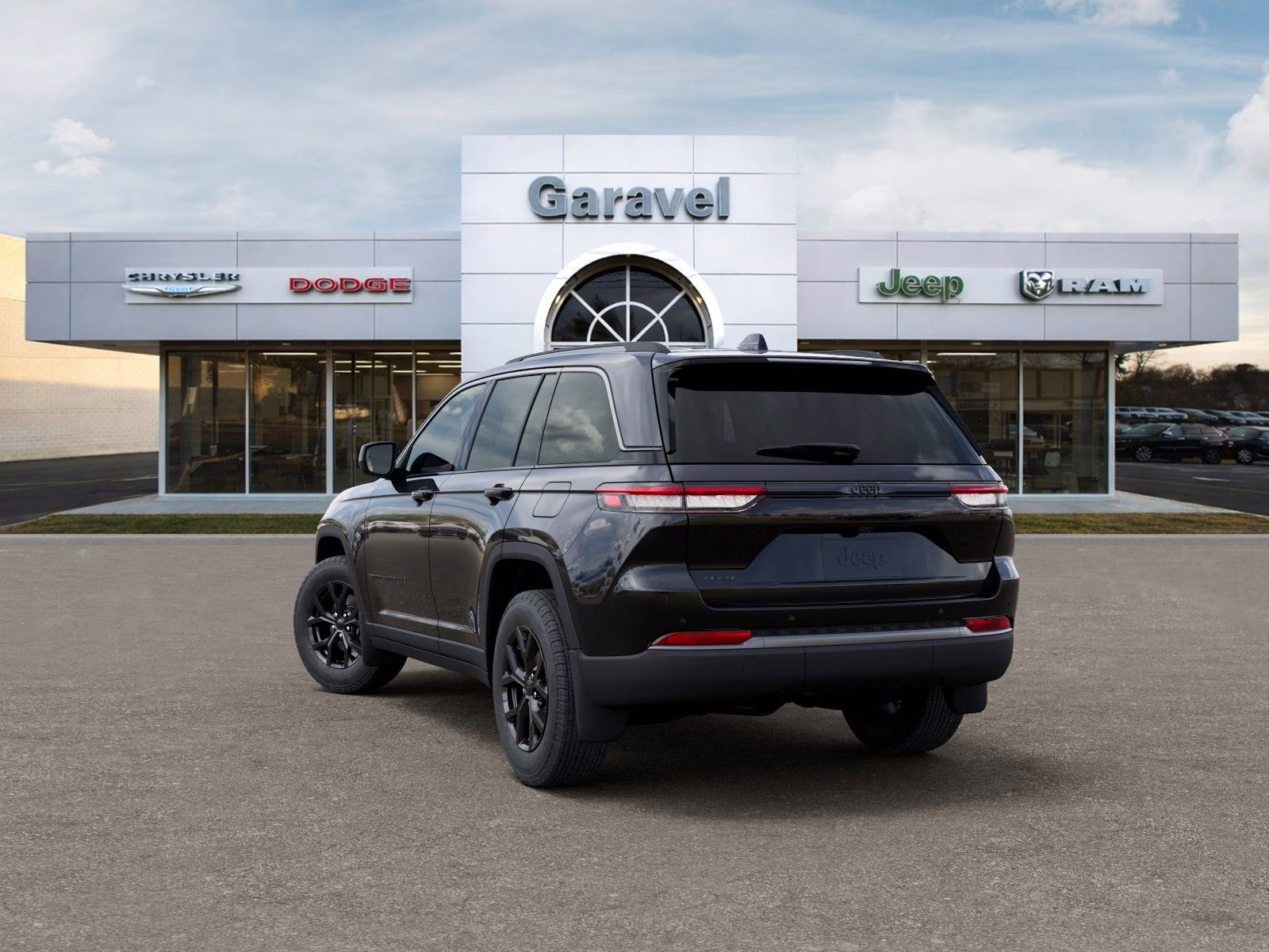 2026 Diamond Black Crystal Pearlcoat Jeep Grand Cherokee Laredo Altitude 4X4 SUV
