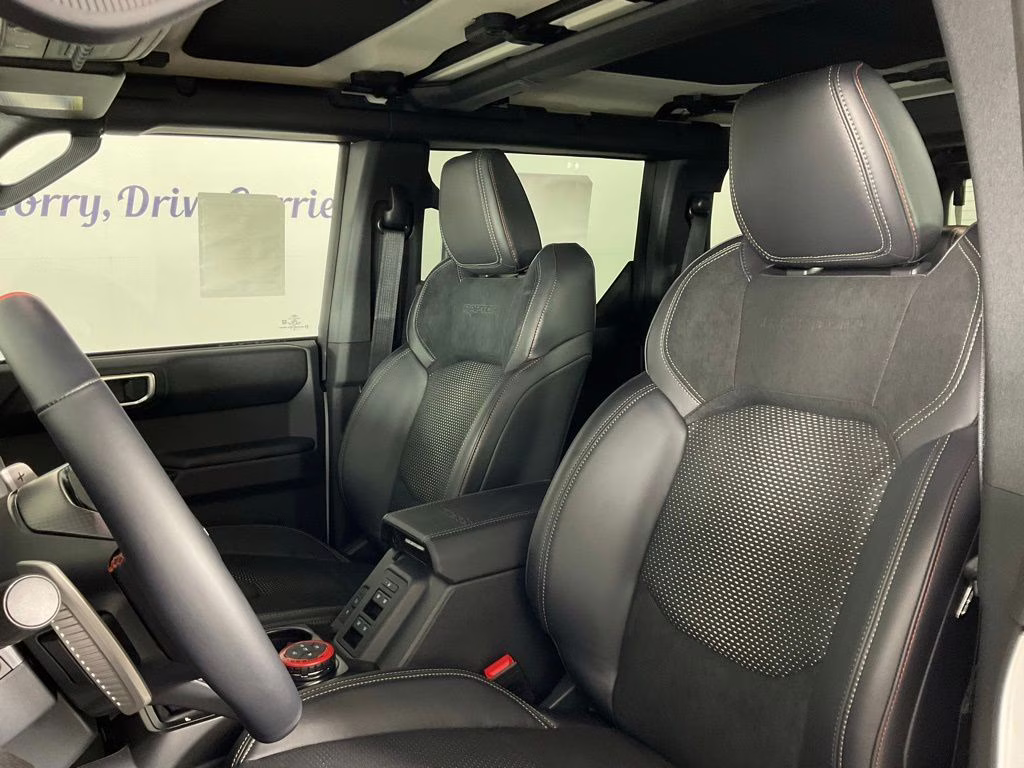 2026 Oxford White Ford Bronco Raptor 4X4 SUV