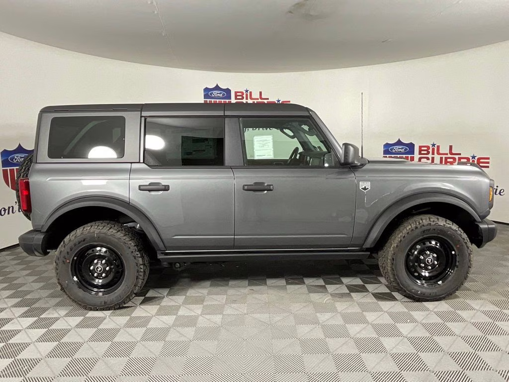 2026 Gray Metallic Ford Bronco Big Bend 4X4 SUV