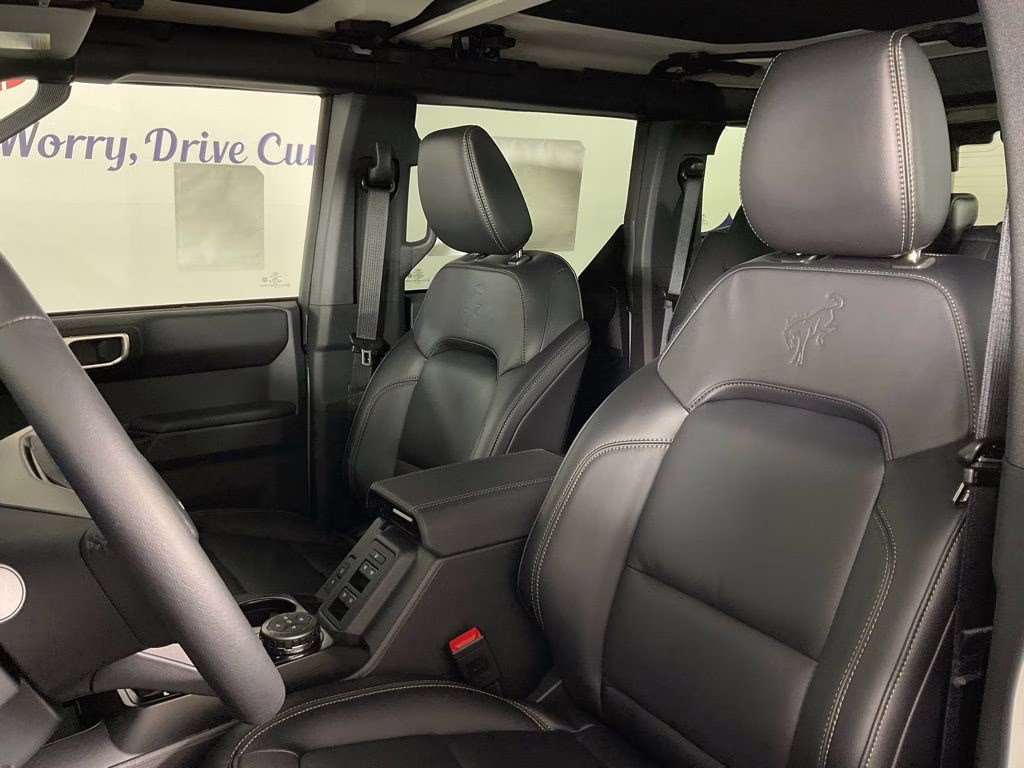 2026 Avalanche Ford Bronco Badlands 4X4 SUV