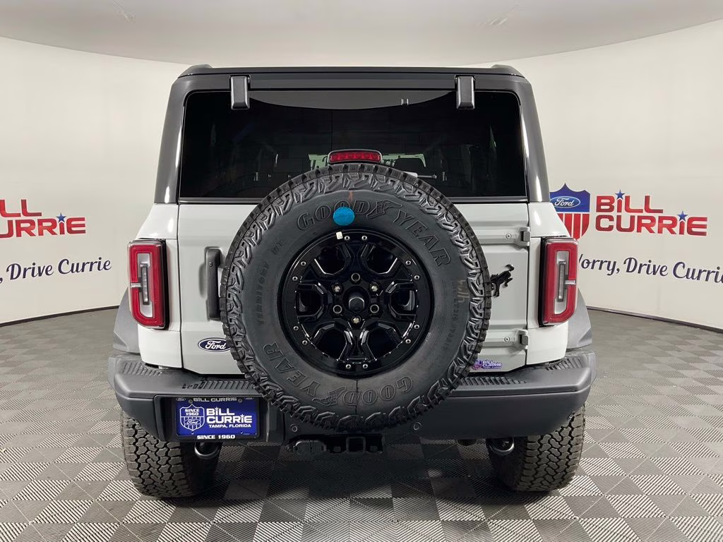 2026 Avalanche Ford Bronco Badlands 4X4 SUV