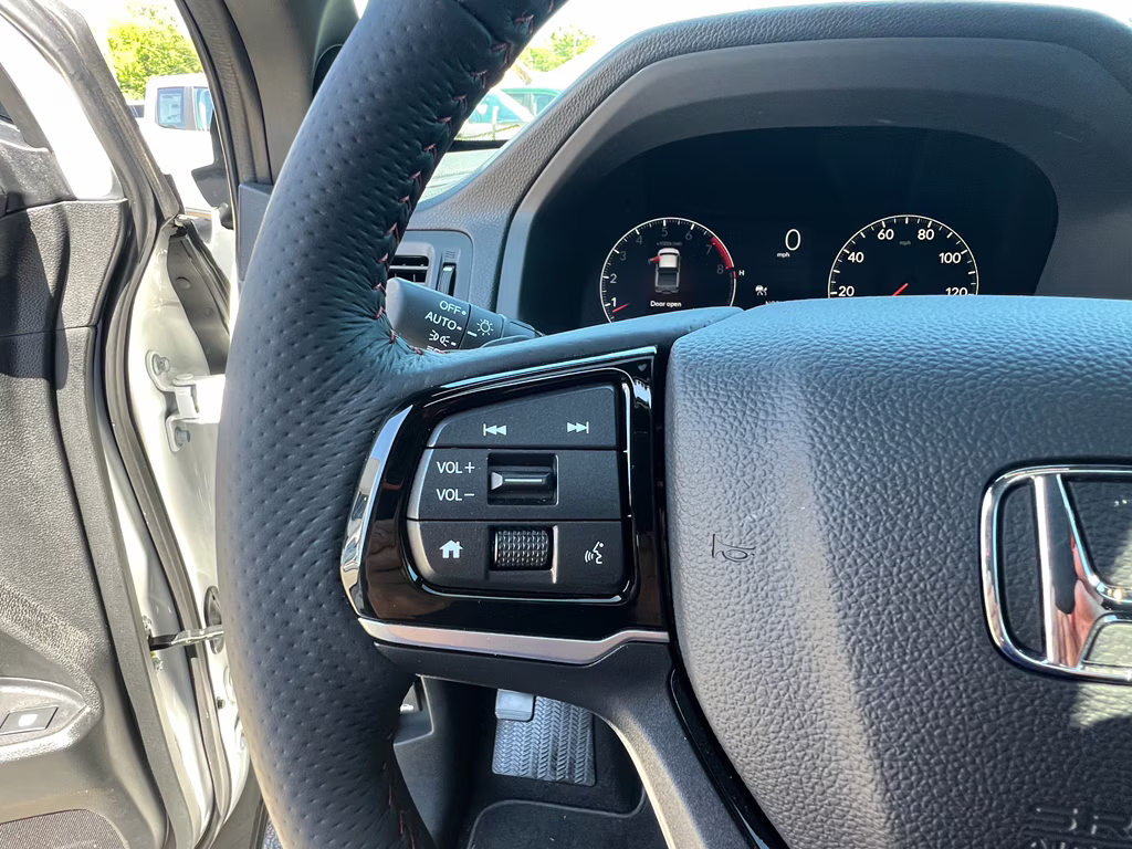 2025 Honda Ridgeline Black Edition AWD Truck