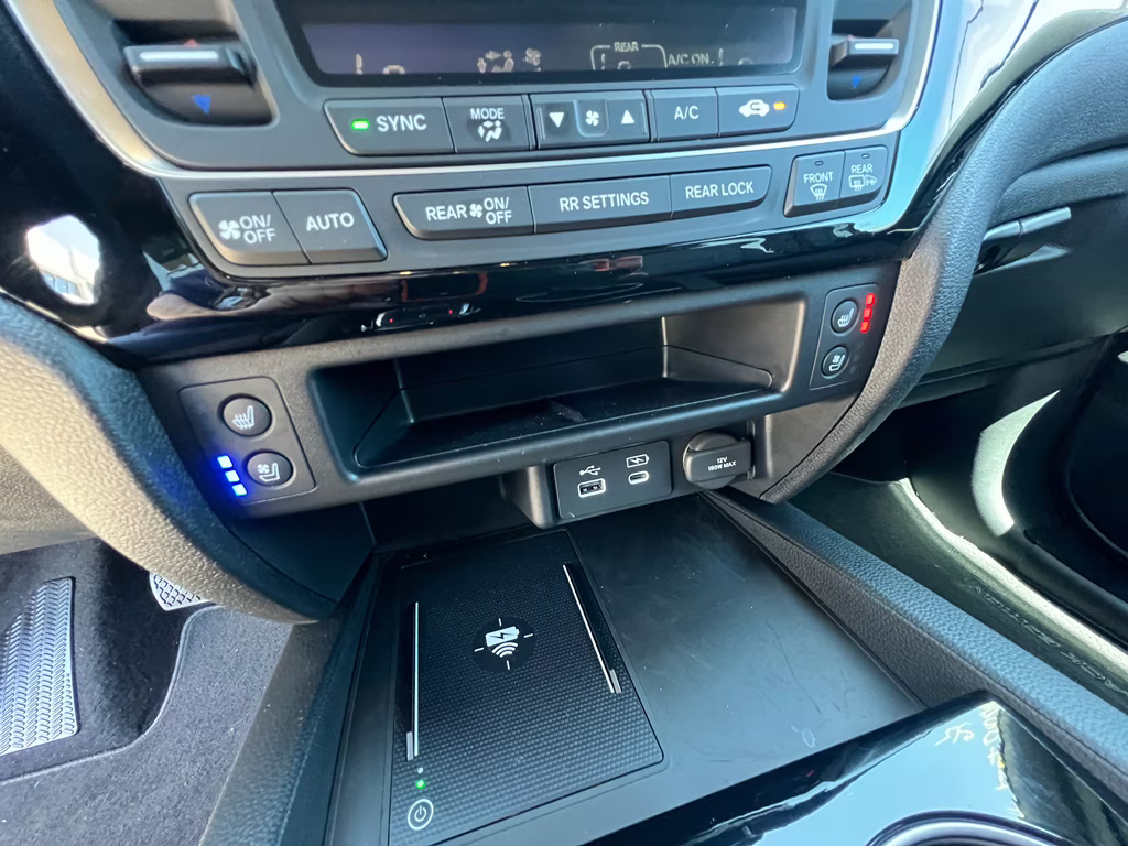 2025 Honda Ridgeline Black Edition AWD Truck