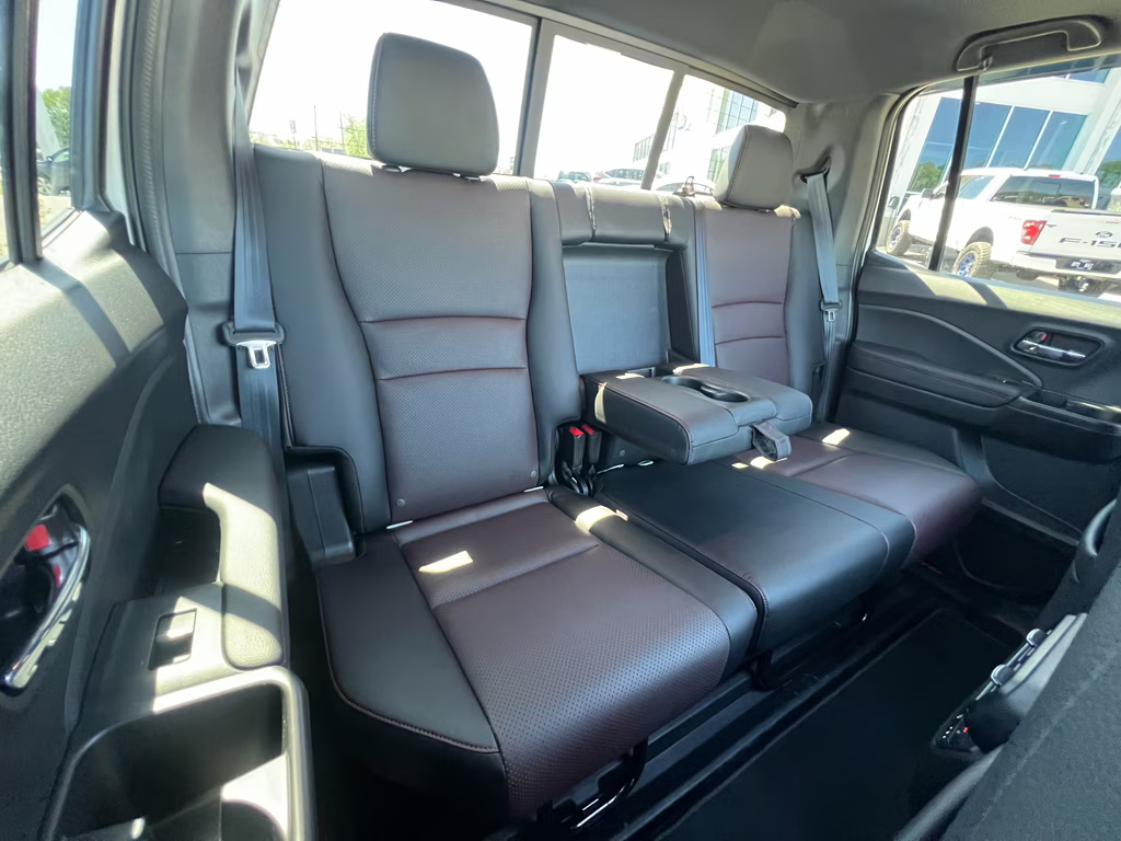 2025 Honda Ridgeline Black Edition AWD Truck