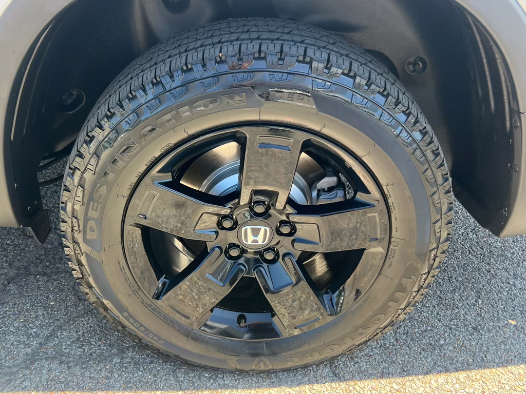 2025 Honda Ridgeline Black Edition AWD Truck