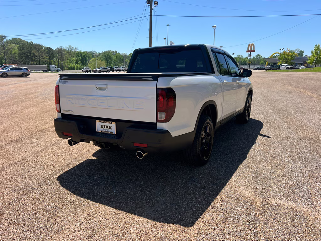 2025 Honda Ridgeline Black Edition AWD Truck