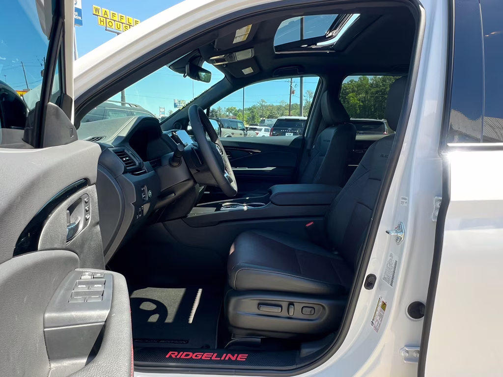 2025 Honda Ridgeline Black Edition AWD Truck