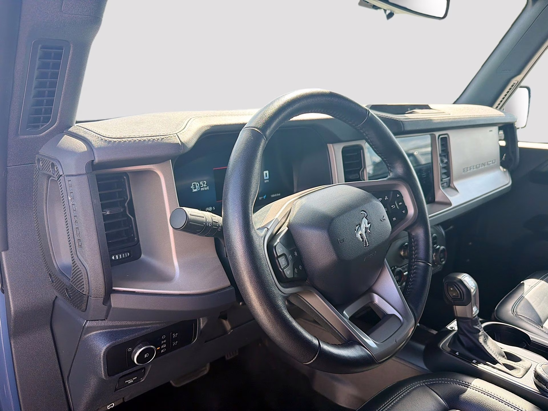 2025 Azure Gray Met Tri-Coat Ford Bronco Outer Banks 4X4 SUV