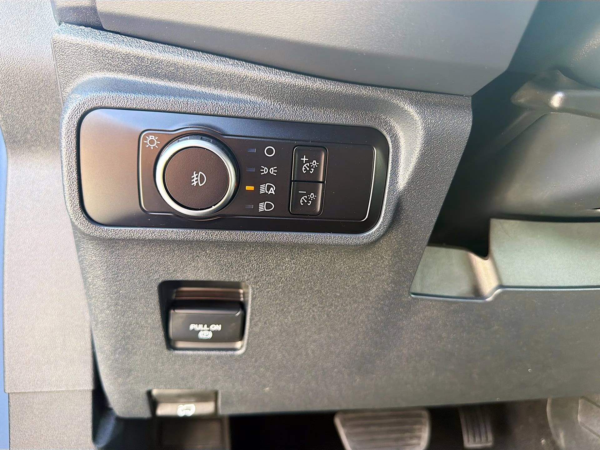 2025 Azure Gray Met Tri-Coat Ford Bronco Outer Banks 4X4 SUV