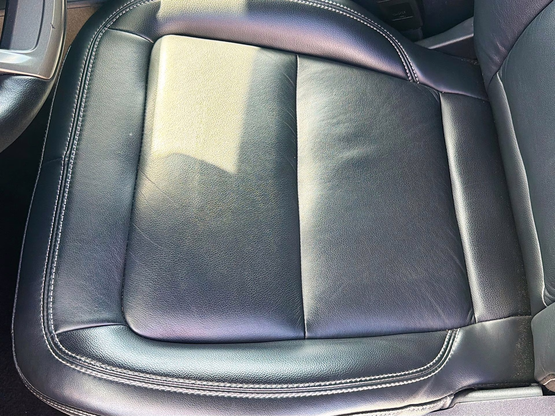 2025 Azure Gray Met Tri-Coat Ford Bronco Outer Banks 4X4 SUV