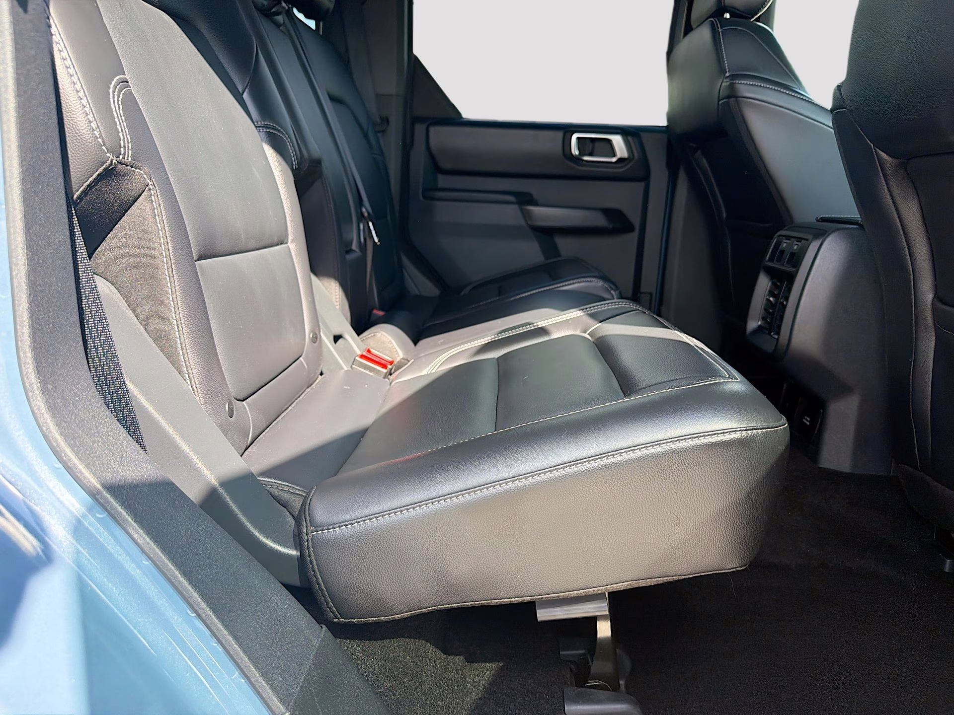 2025 Azure Gray Met Tri-Coat Ford Bronco Outer Banks 4X4 SUV