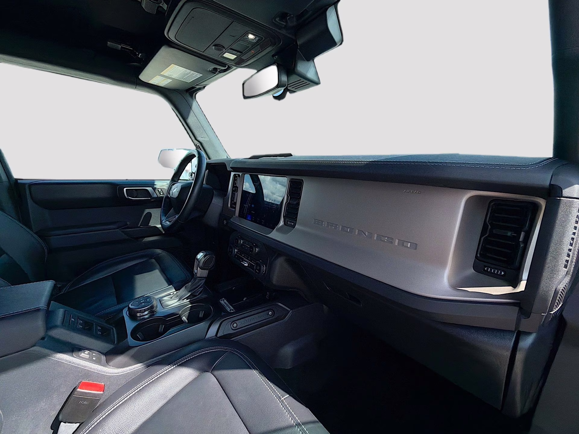 2025 Azure Gray Met Tri-Coat Ford Bronco Outer Banks 4X4 SUV