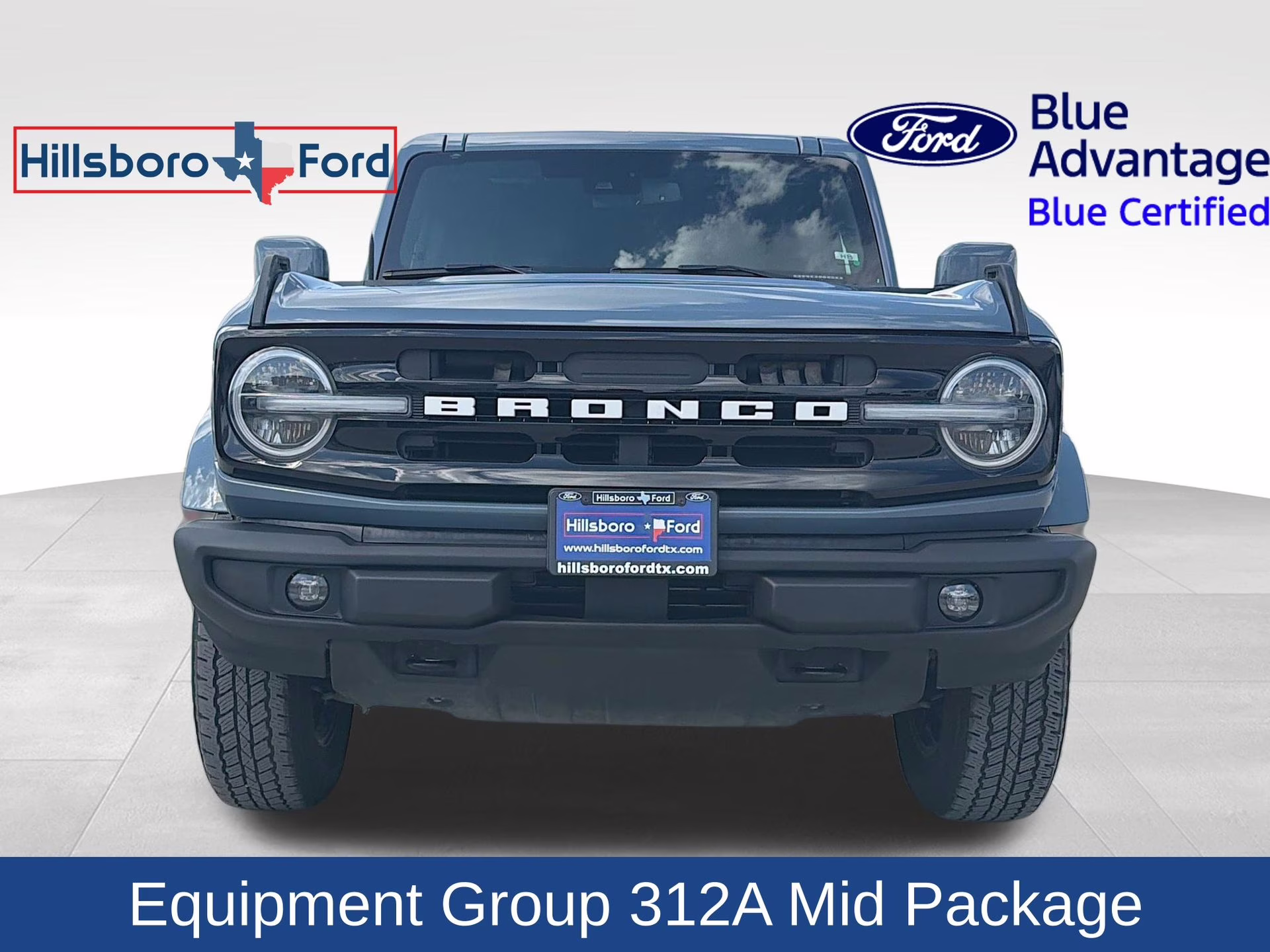 2025 Azure Gray Met Tri-Coat Ford Bronco Outer Banks 4X4 SUV
