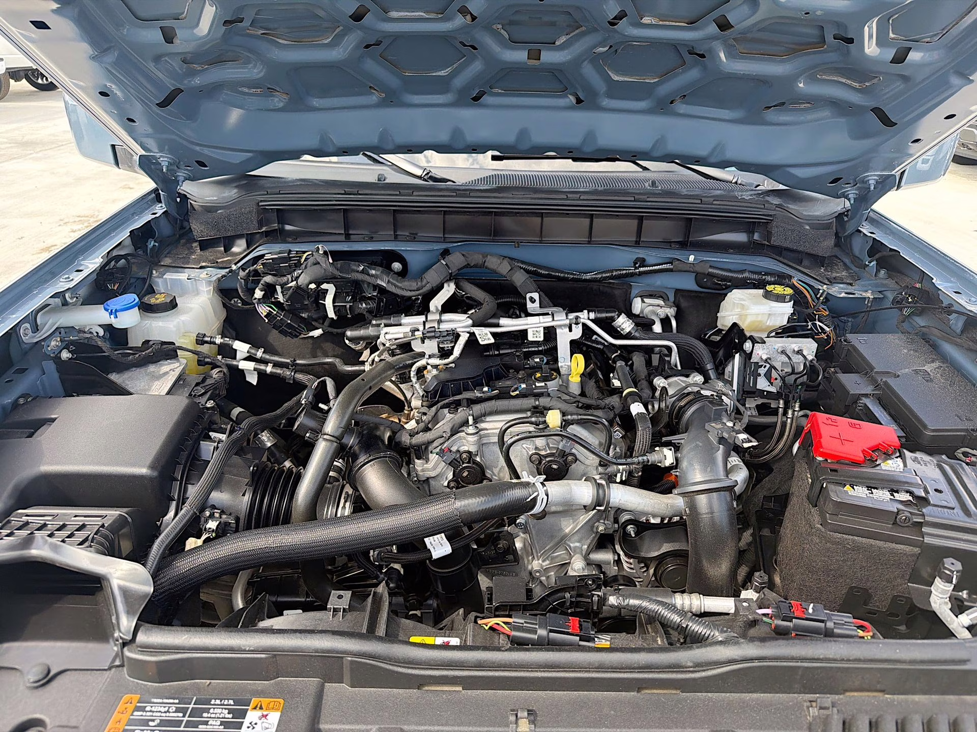 2025 Azure Gray Met Tri-Coat Ford Bronco Outer Banks 4X4 SUV