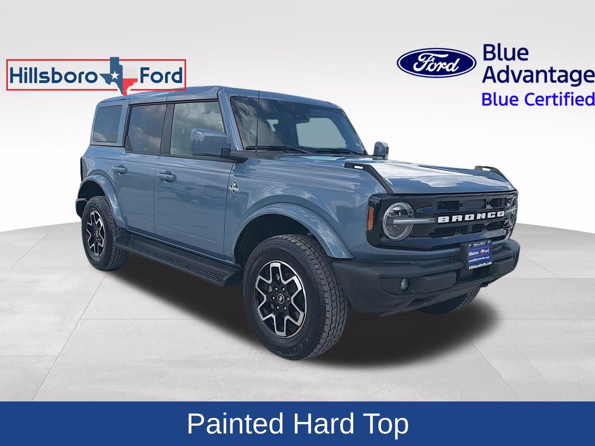 2025 Azure Gray Met Tri-Coat Ford Bronco Outer Banks 4X4 SUV