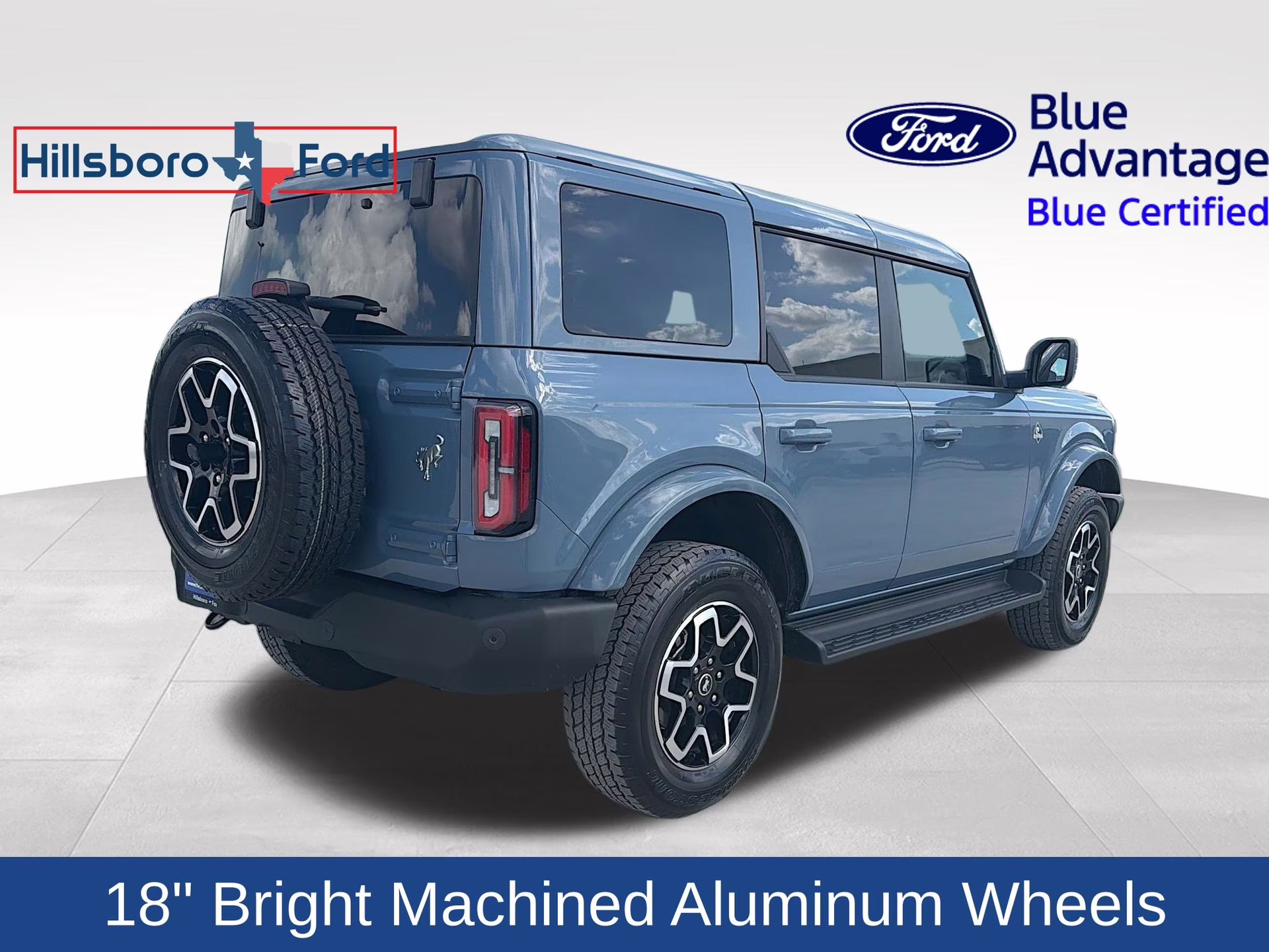 2025 Azure Gray Met Tri-Coat Ford Bronco Outer Banks 4X4 SUV