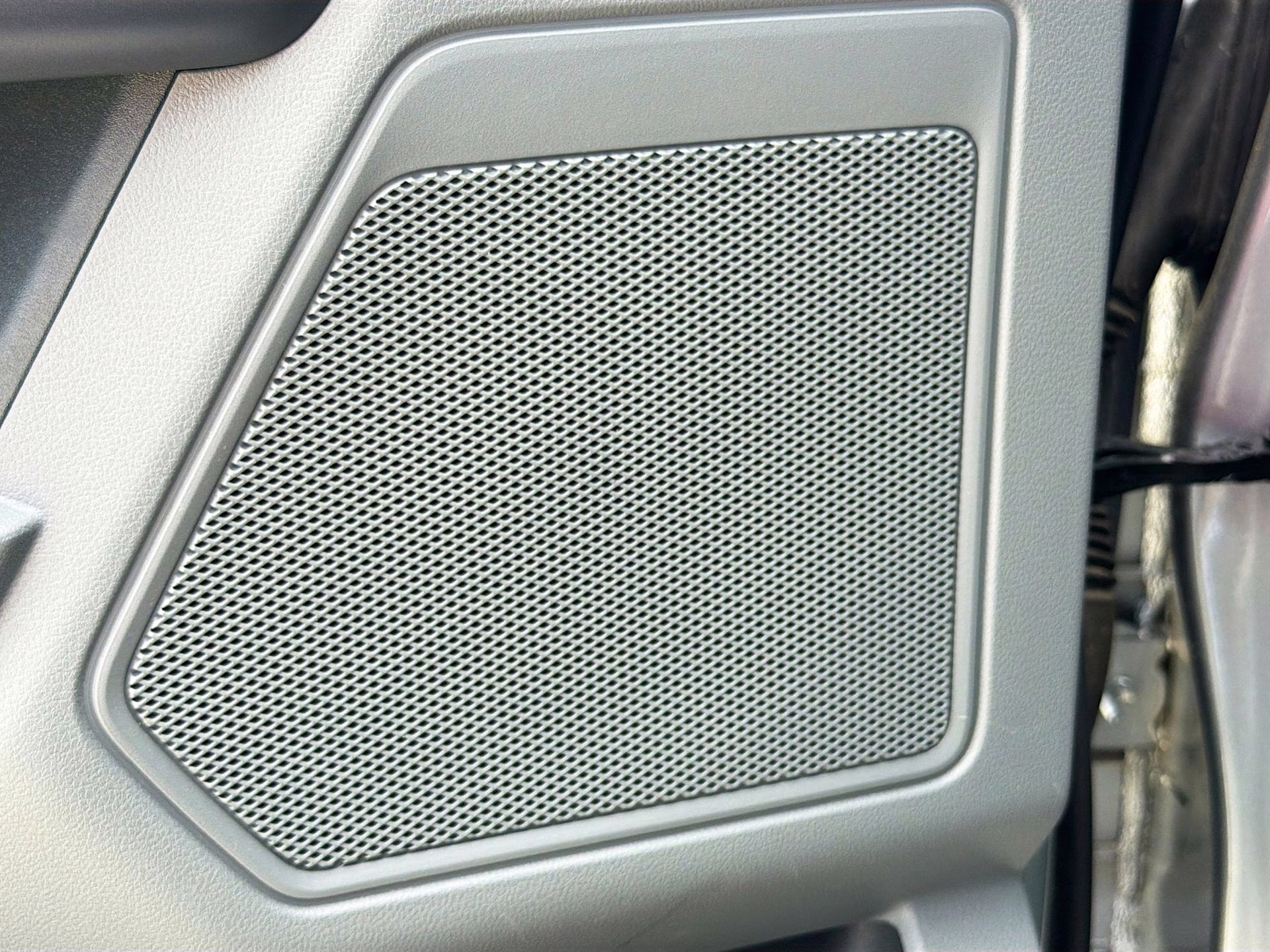 2025 Iconic Silver Metallic Ford F-150 XLT 4X4 Truck