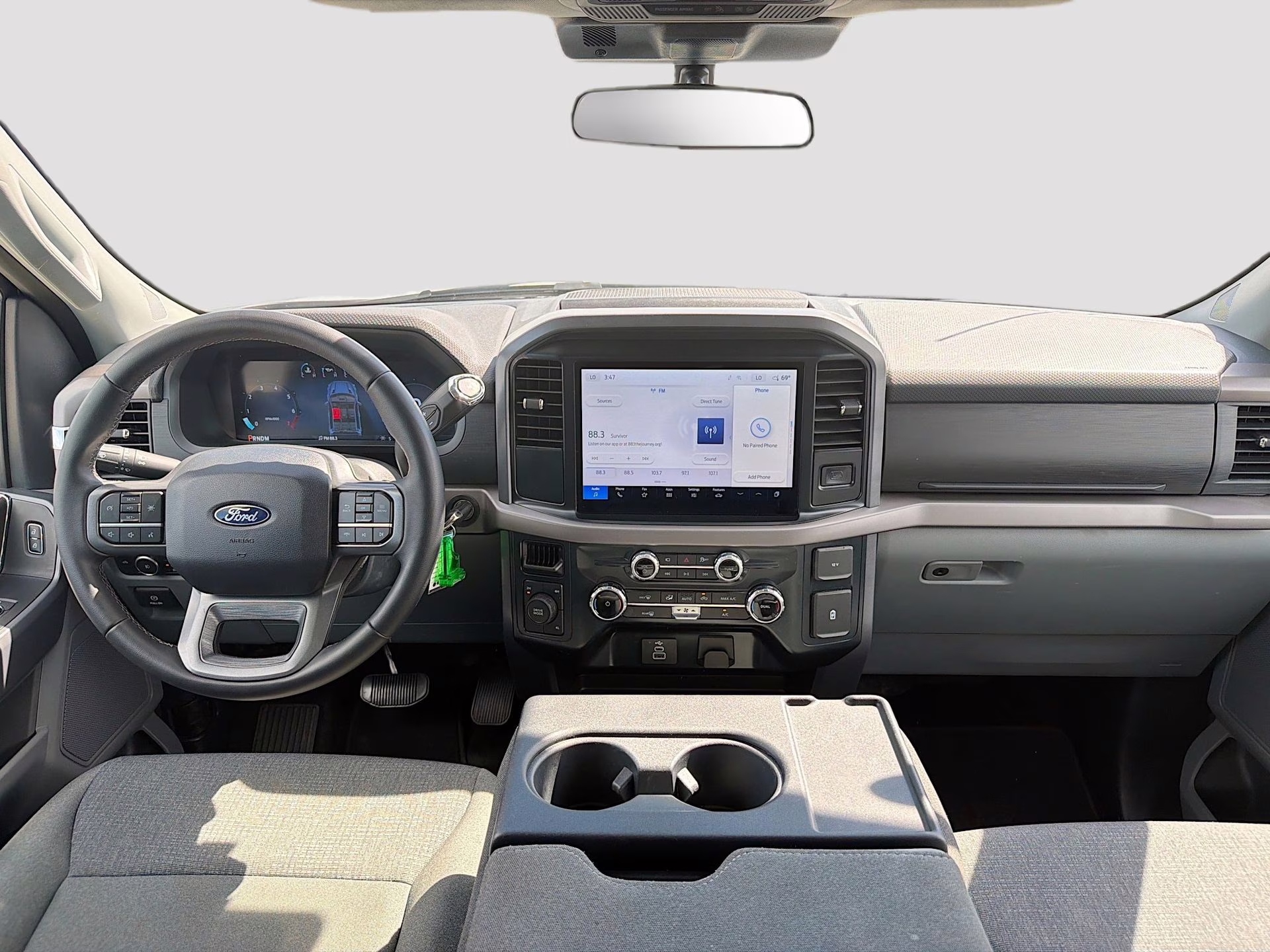 2025 Iconic Silver Metallic Ford F-150 XLT 4X4 Truck