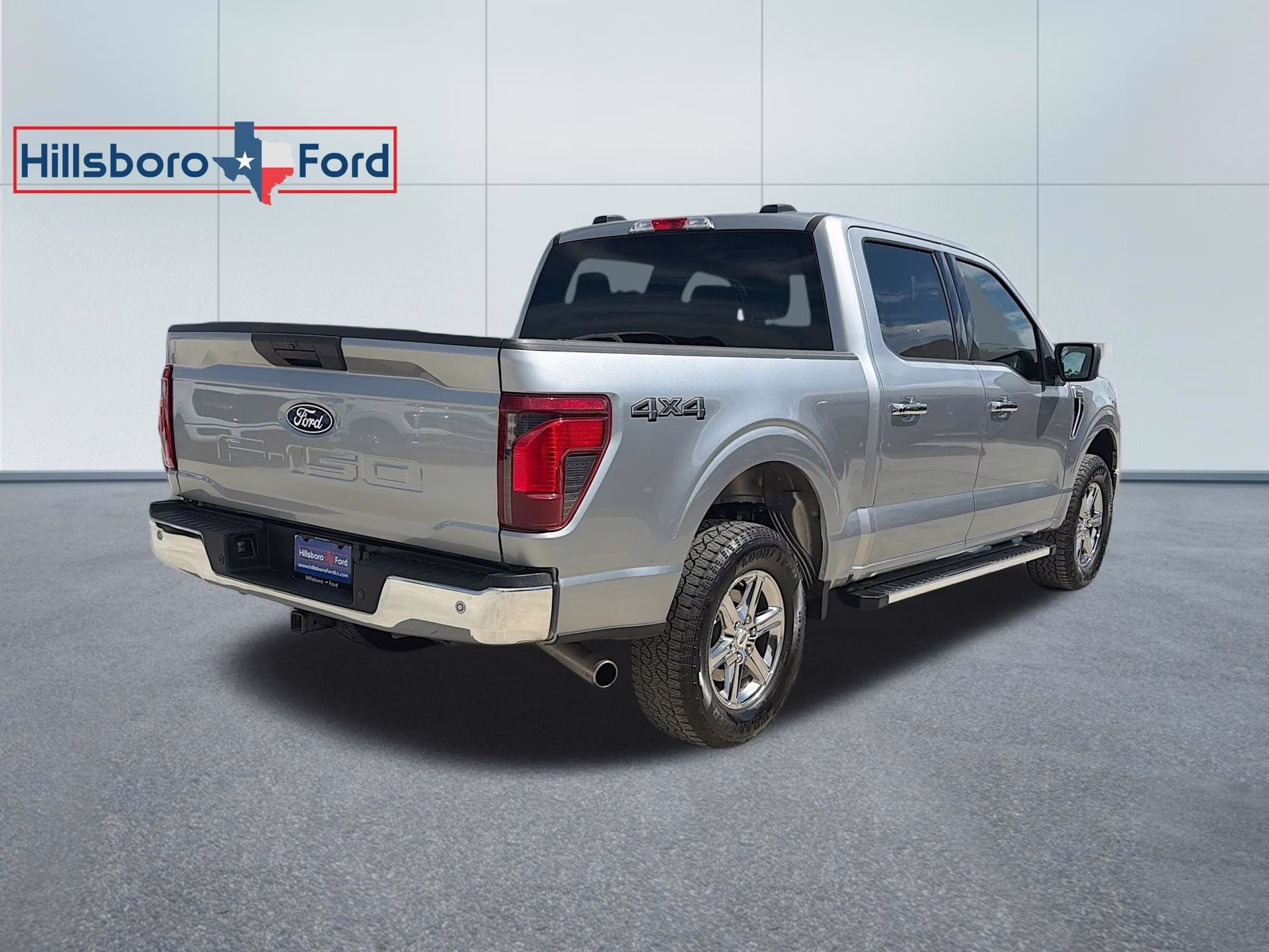2025 Iconic Silver Metallic Ford F-150 XLT 4X4 Truck