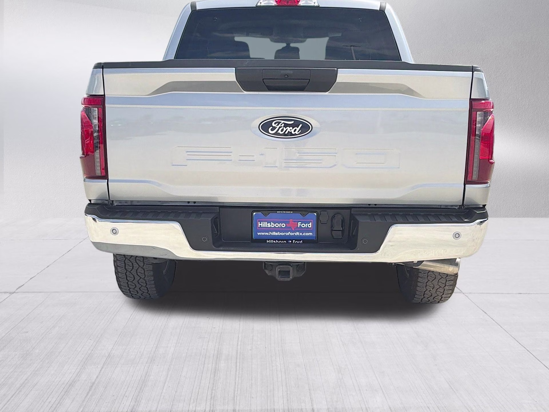 2025 Iconic Silver Metallic Ford F-150 XLT 4X4 Truck