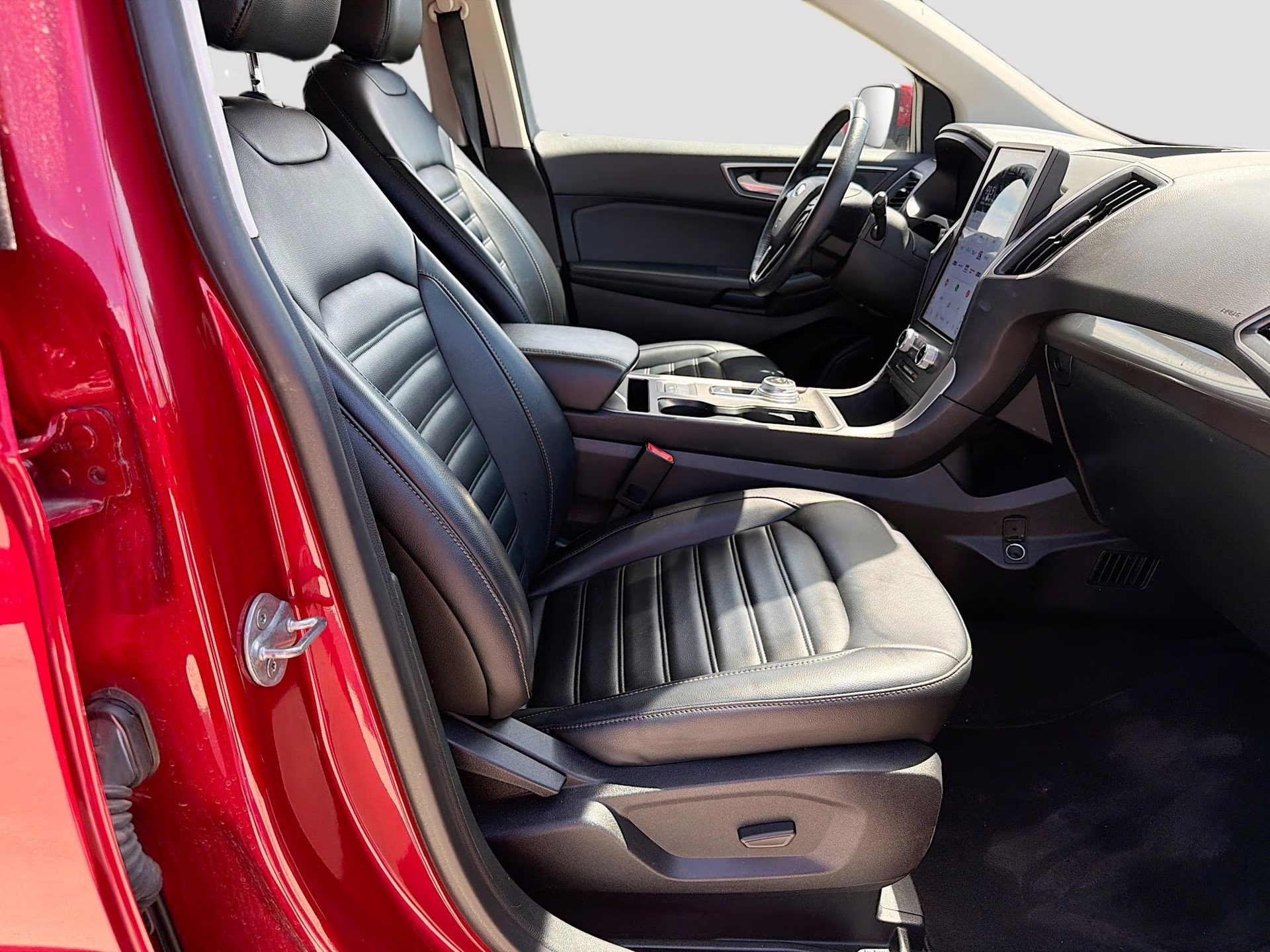 2024 Rapid Red Metallic Tinted Clearcoat Ford Edge SEL AWD SUV