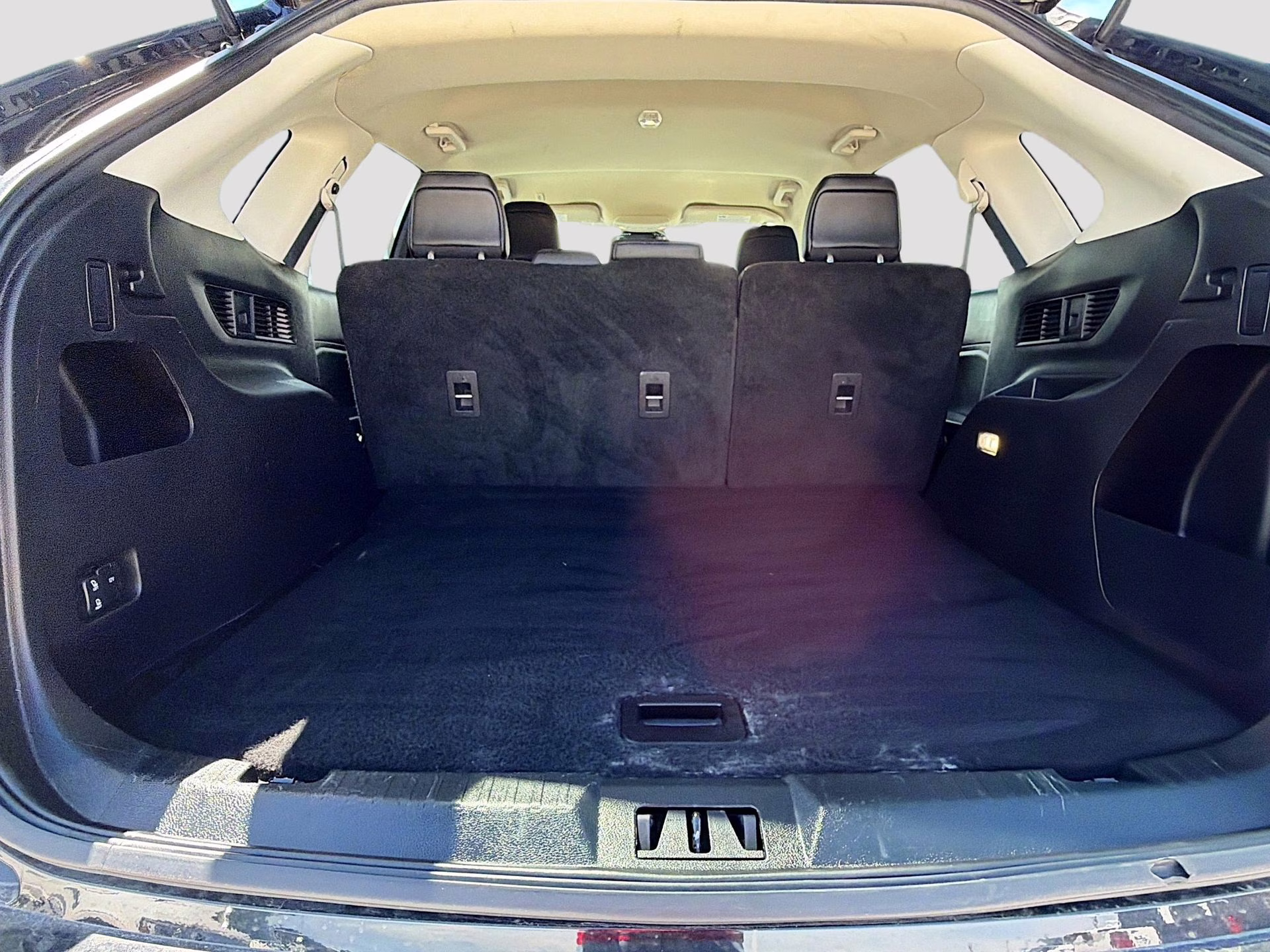 2024 Agate Black Metallic Ford Edge SEL AWD SUV