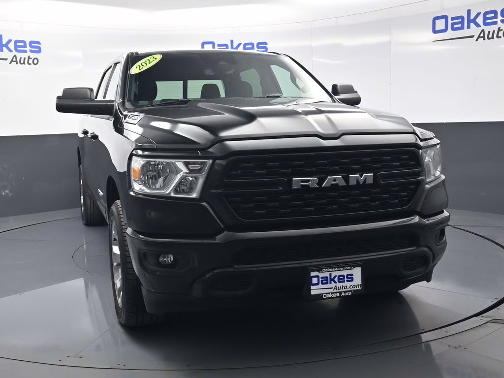 2023 Diamond Black Crystal Pearlcoat Ram 1500 Big Horn/Lone Star 4X4 Truck