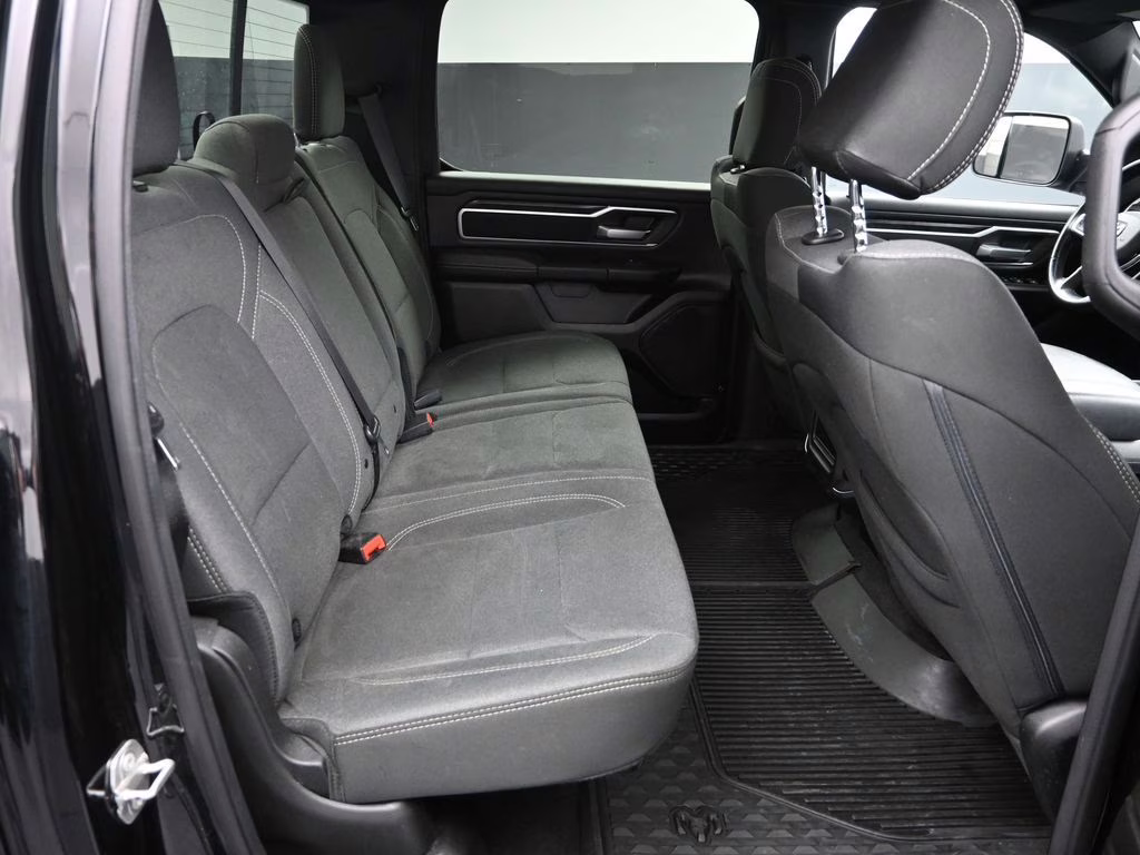 2023 Diamond Black Crystal Pearlcoat Ram 1500 Big Horn/Lone Star 4X4 Truck