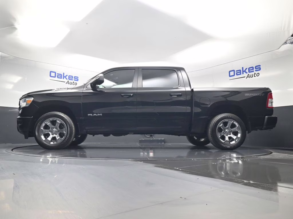 2023 Diamond Black Crystal Pearlcoat Ram 1500 Big Horn/Lone Star 4X4 Truck