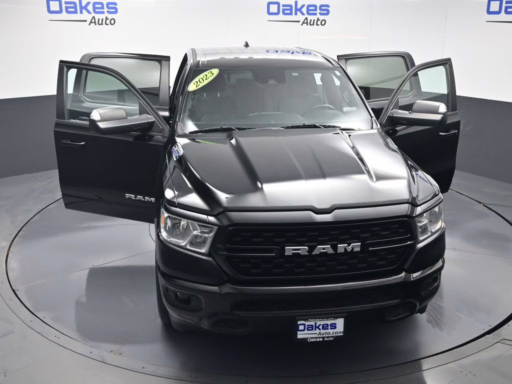 2023 Diamond Black Crystal Pearlcoat Ram 1500 Big Horn/Lone Star 4X4 Truck