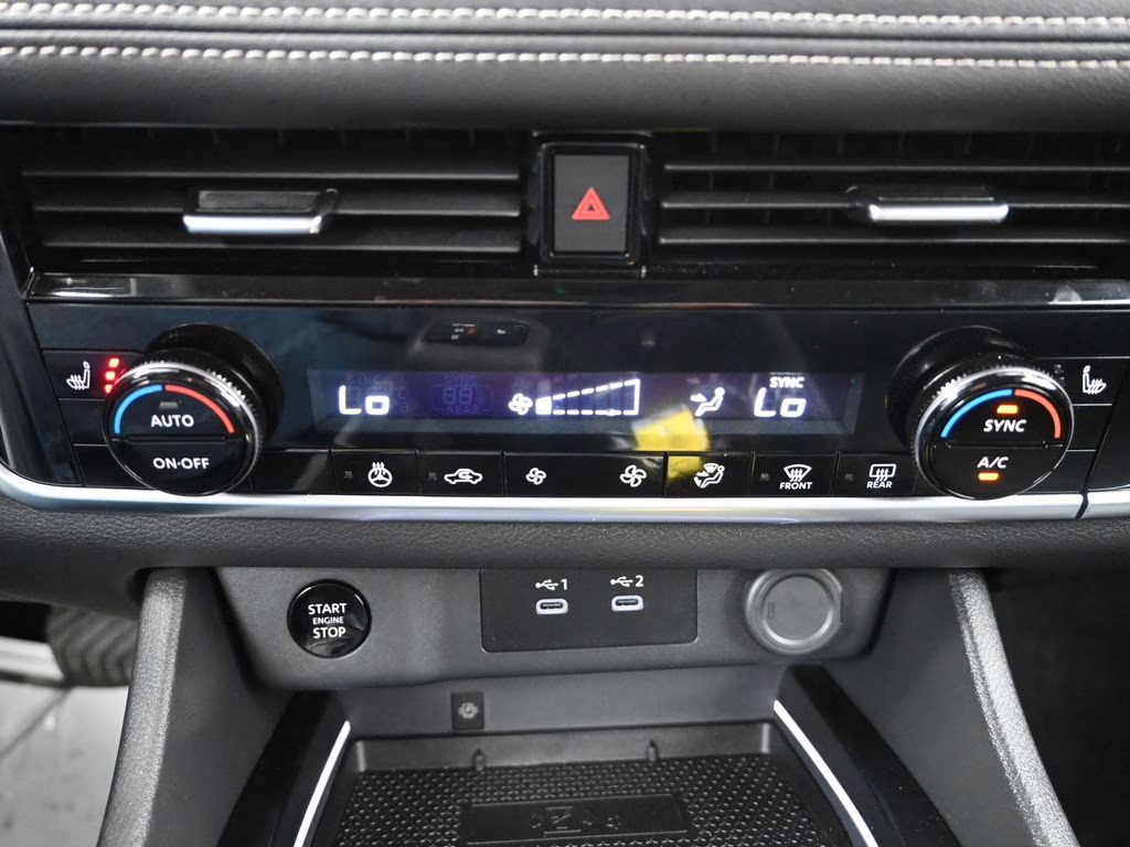 2025 Gun Metallic Nissan Rogue SL FWD SUV