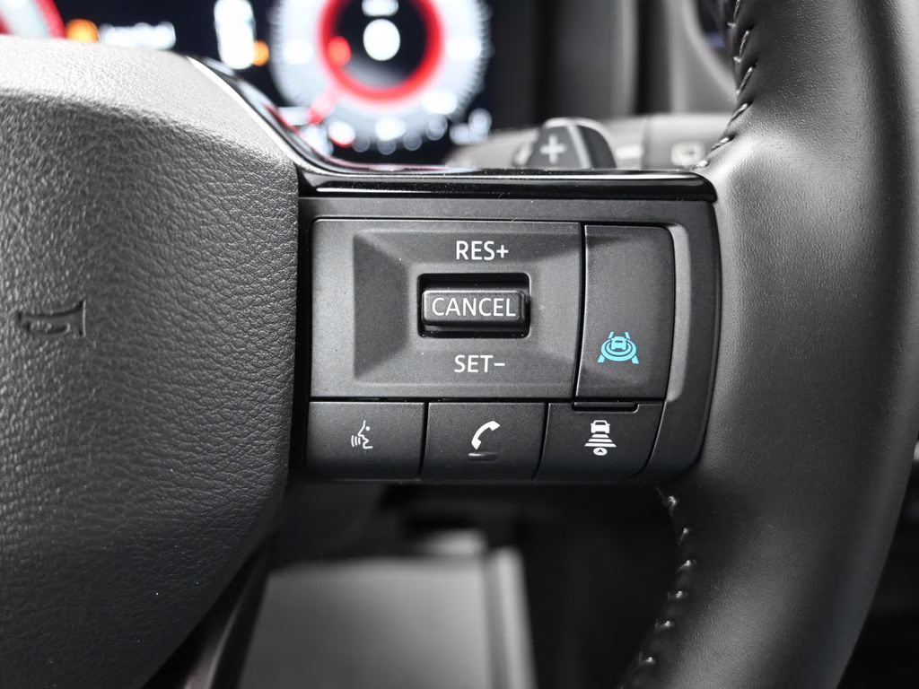 2025 Gun Metallic Nissan Rogue SL FWD SUV