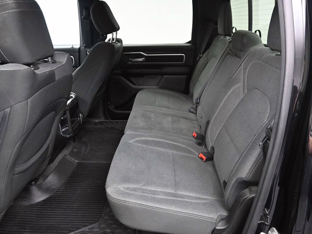 2023 Diamond Black Crystal Pearlcoat Ram 1500 Big Horn/Lone Star 4X4 Truck