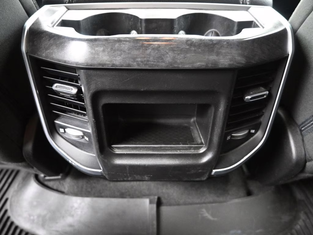 2023 Diamond Black Crystal Pearlcoat Ram 1500 Big Horn/Lone Star 4X4 Truck