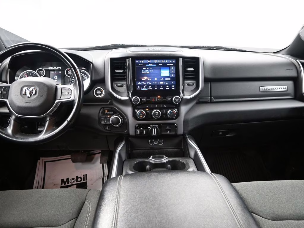 2023 Diamond Black Crystal Pearlcoat Ram 1500 Big Horn/Lone Star 4X4 Truck