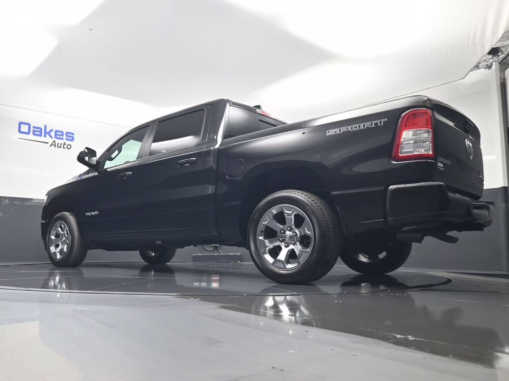 2023 Diamond Black Crystal Pearlcoat Ram 1500 Big Horn/Lone Star 4X4 Truck