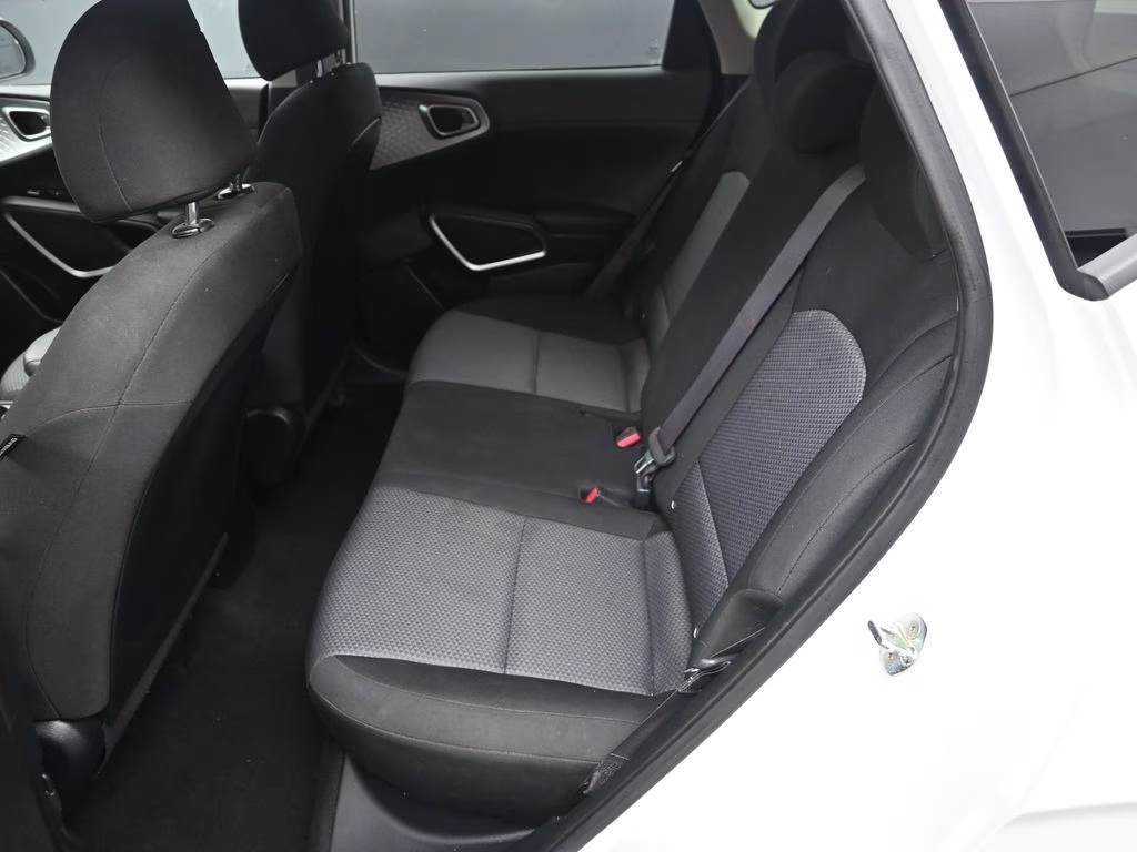 2023 Snow White Pearl Kia Soul LX FWD Hatchback