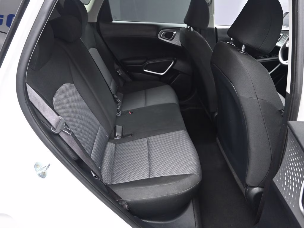 2023 Snow White Pearl Kia Soul LX FWD Hatchback
