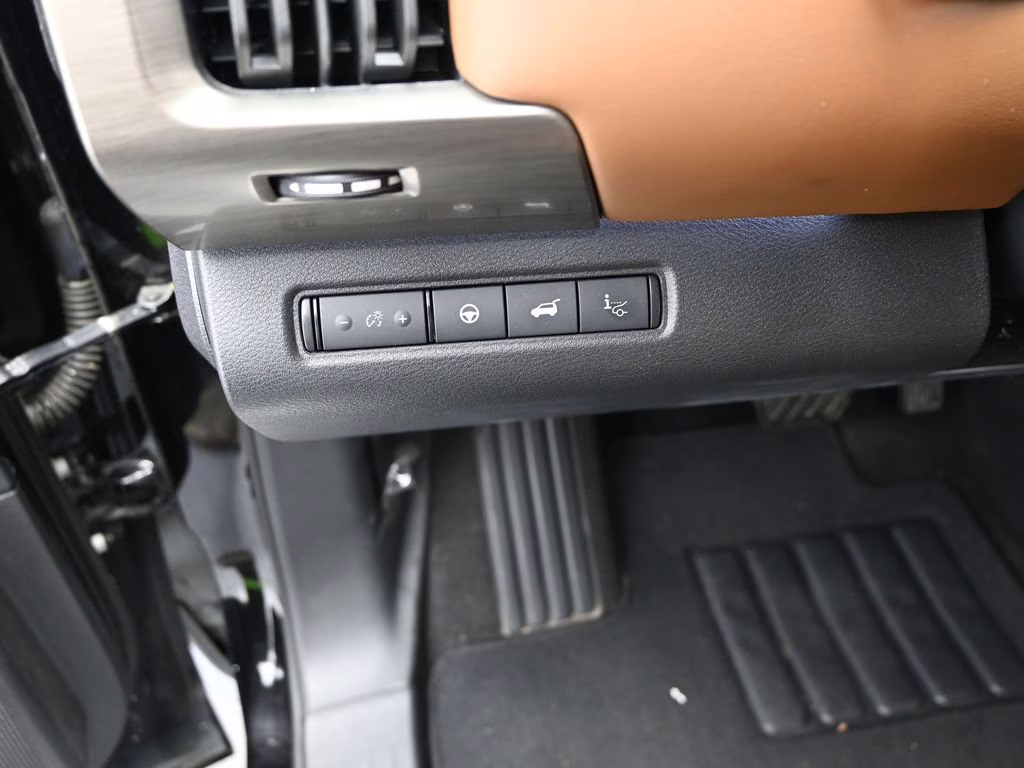 2023 Super Black Nissan Pathfinder Platinum FWD SUV